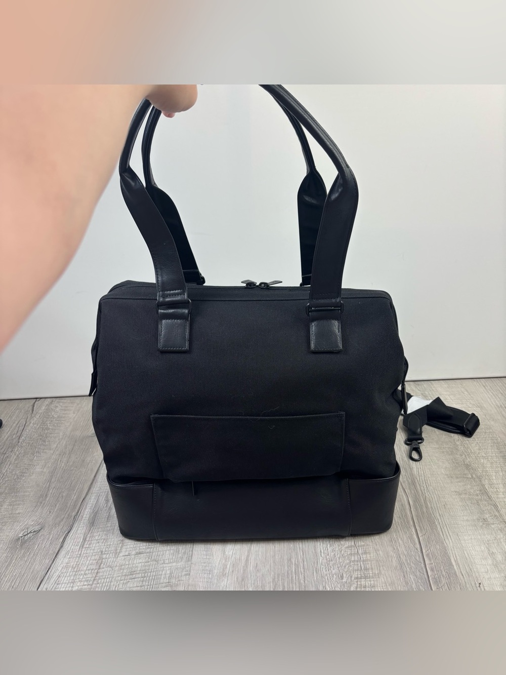 NWT BÉIS The Mini Weekender Black Bag - Picture 11 of 11